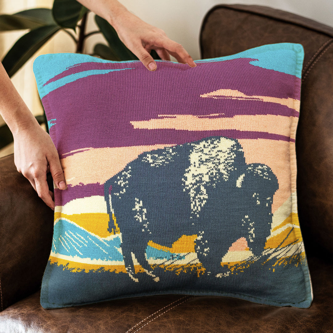 Bull of the Peaks Pillow Cover